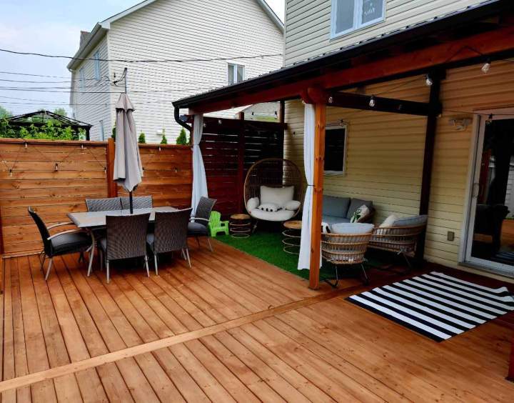 Terrasse extérieure en bois Gatineau